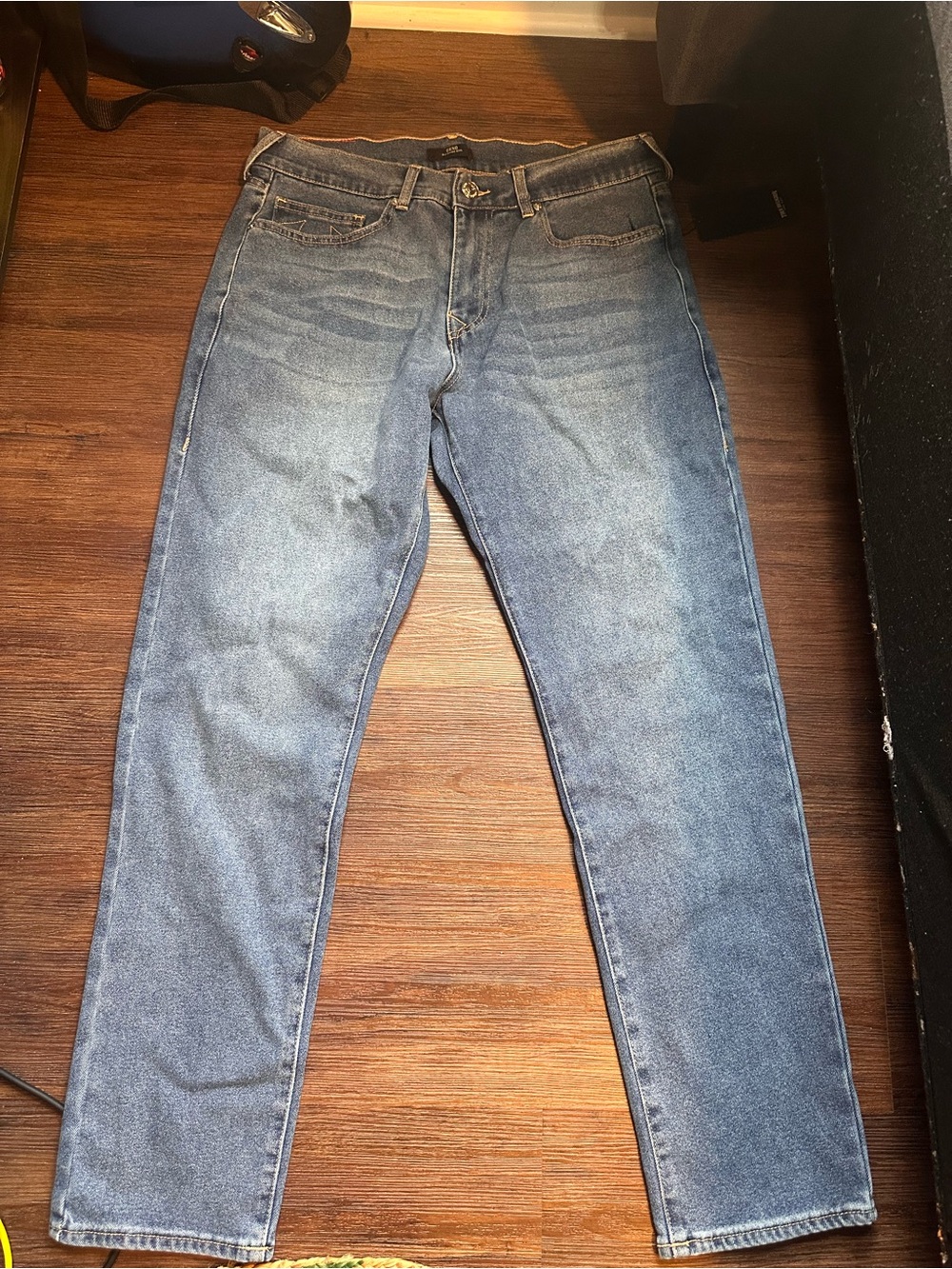 Classic Men's Blue True Religion Jeans - Comfortable Everyday Denim